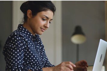 Woman working on computer_copy_355x237